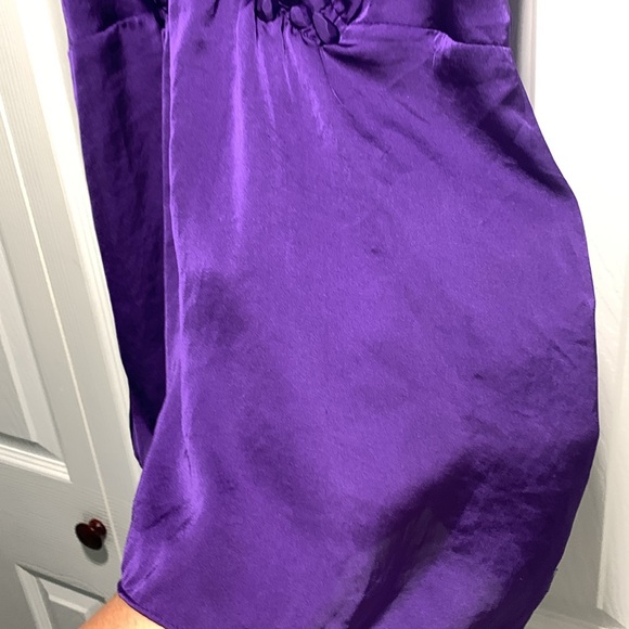 The Limited Purple Key Hole Blouse - Picture 8 of 13